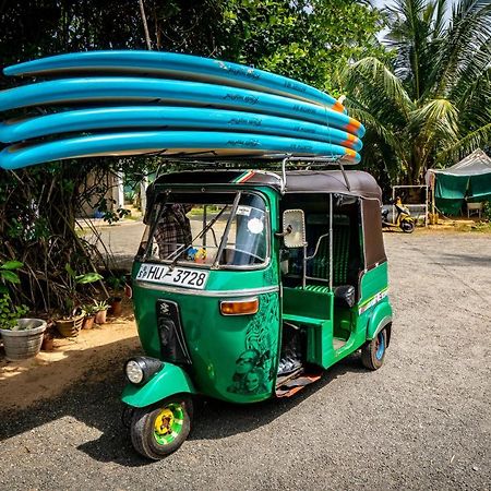 Bed and Breakfast Circus Lagoon Hideaway Dodanduwa Exterior foto